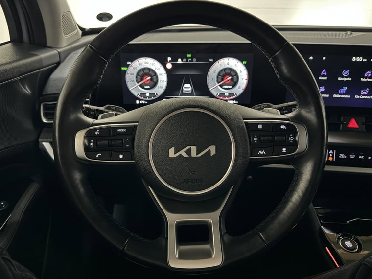 Vehicle Image 28