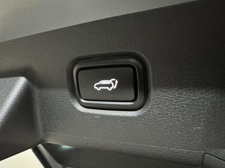 Vehicle Image 45