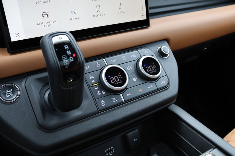 Vehicle Image 22
