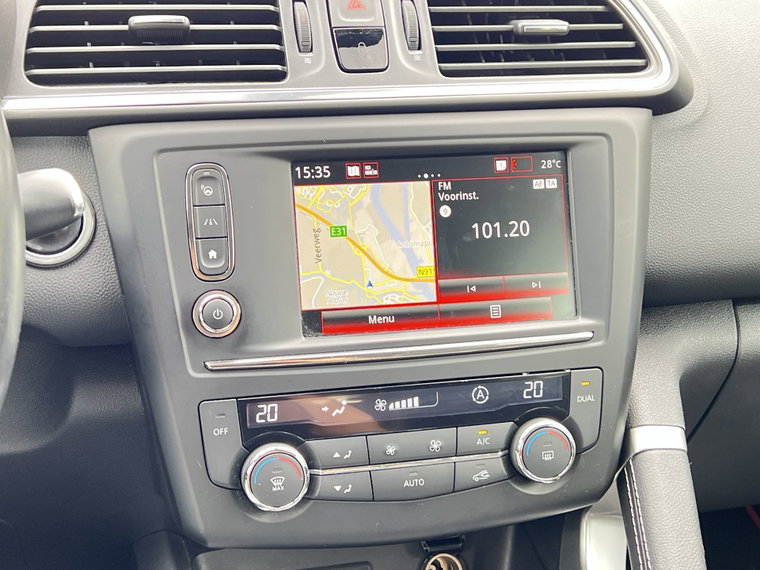 Vehicle Image 23