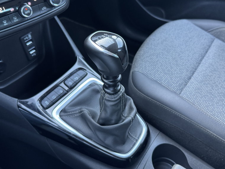 Vehicle Image 37