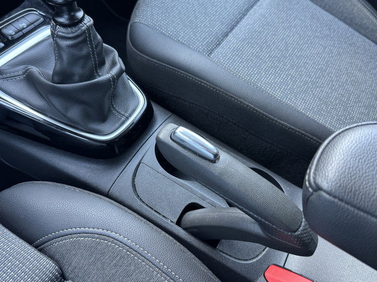 Vehicle Image 38