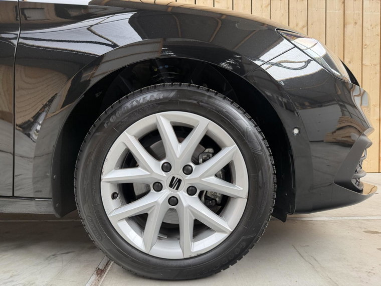 Vehicle Image 41