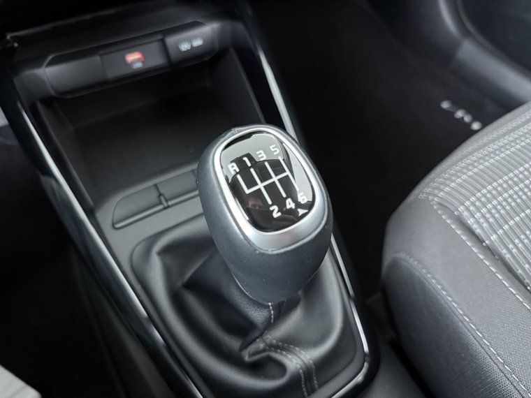 Vehicle Image 31