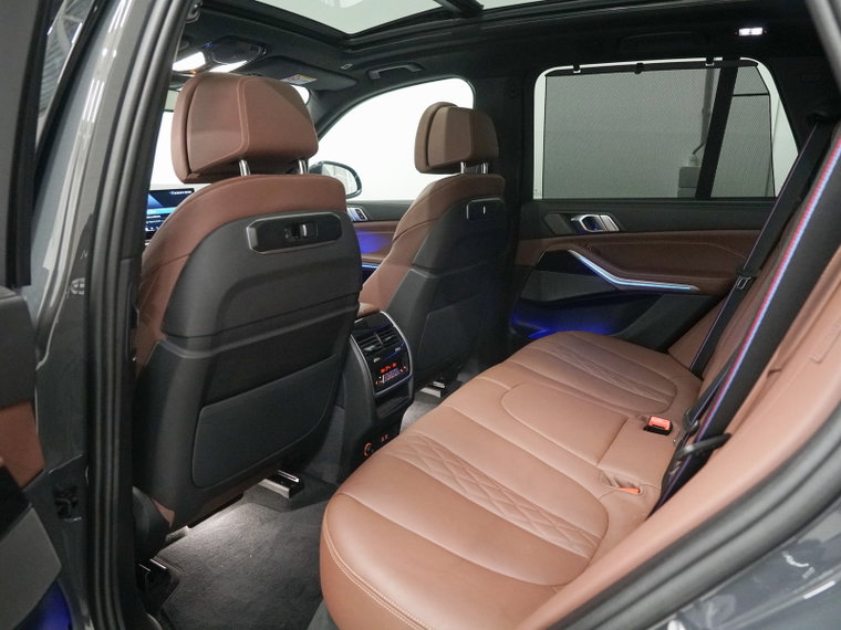 Vehicle Image 39