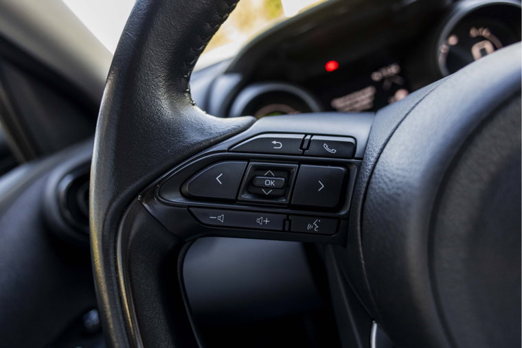 Vehicle Image 30