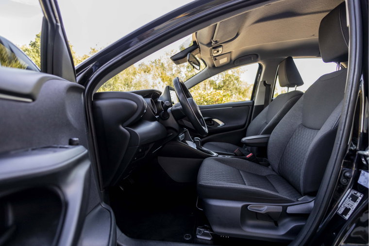 Vehicle Image 8