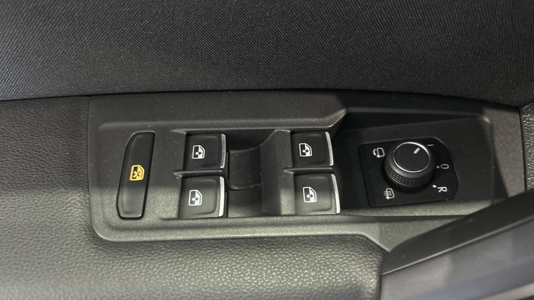 Vehicle Image 27