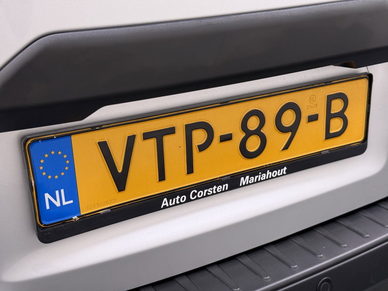 Vehicle Image 35