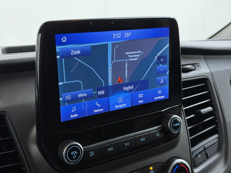 Vehicle Image 11