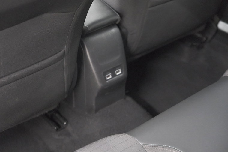 Vehicle Image 24