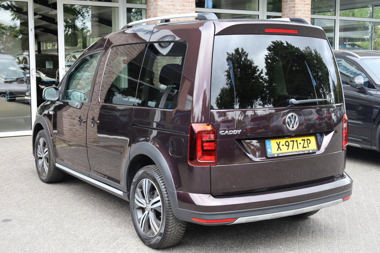 Vehicle Image 36