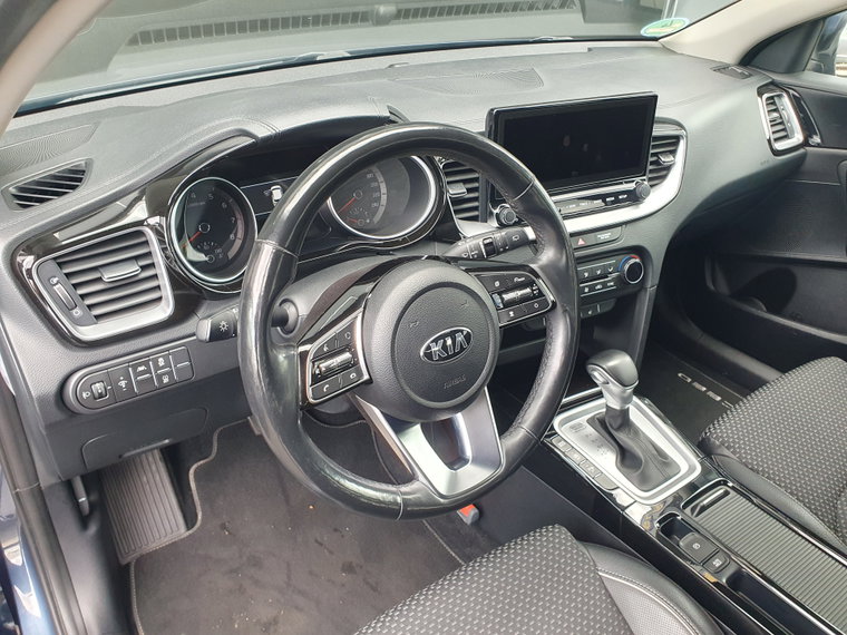 Vehicle Image 45