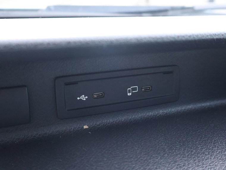 Vehicle Image 49