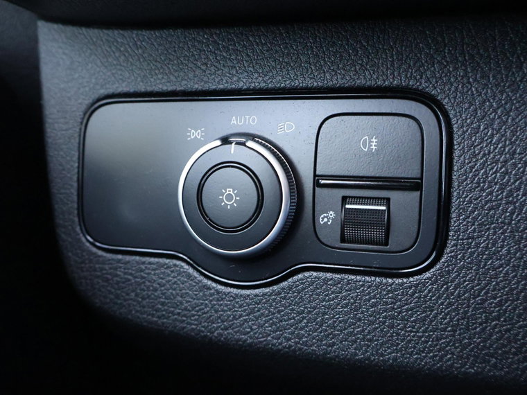 Vehicle Image 51