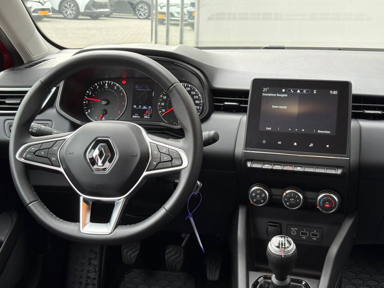 Vehicle Image 12