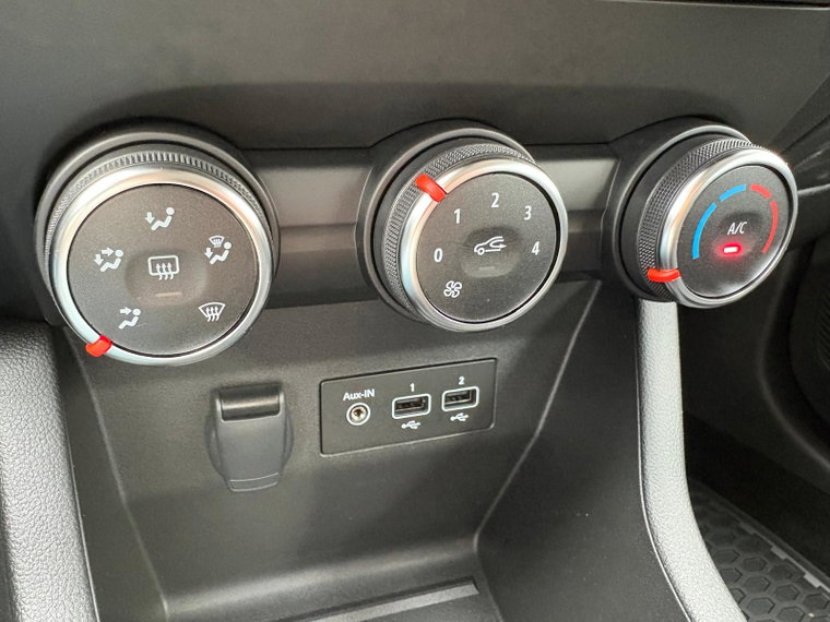 Vehicle Image 23