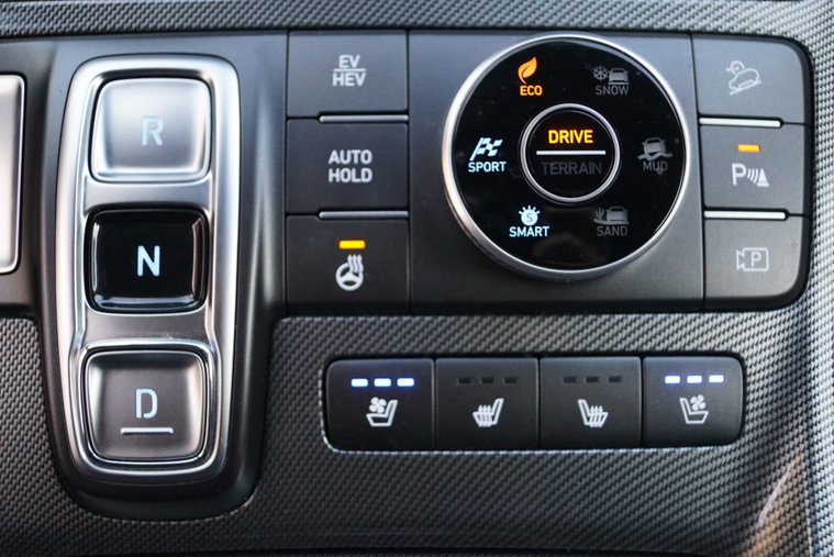 Vehicle Image 19