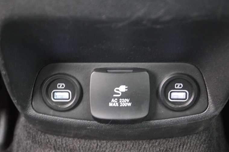 Vehicle Image 42