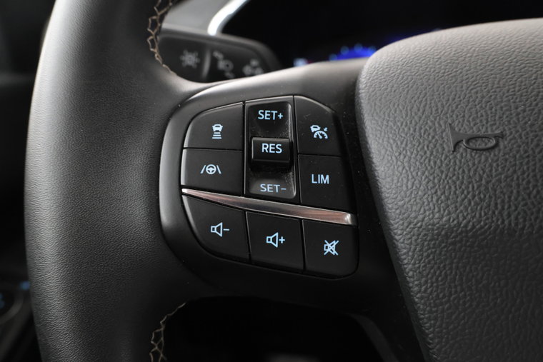 Vehicle Image 24