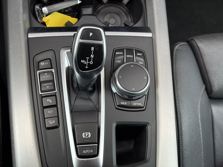 Vehicle Image 41