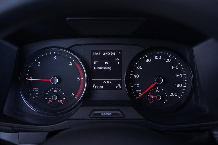 Vehicle Image 23