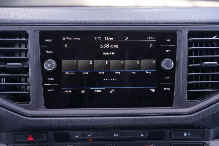 Vehicle Image 28