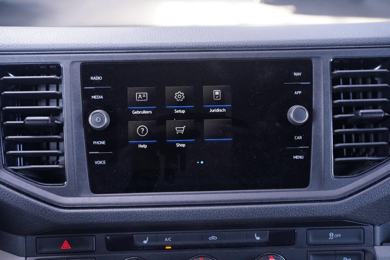 Vehicle Image 30