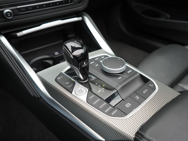 Vehicle Image 40