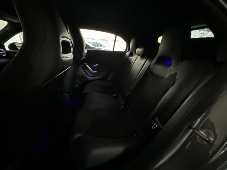 Vehicle Image 25