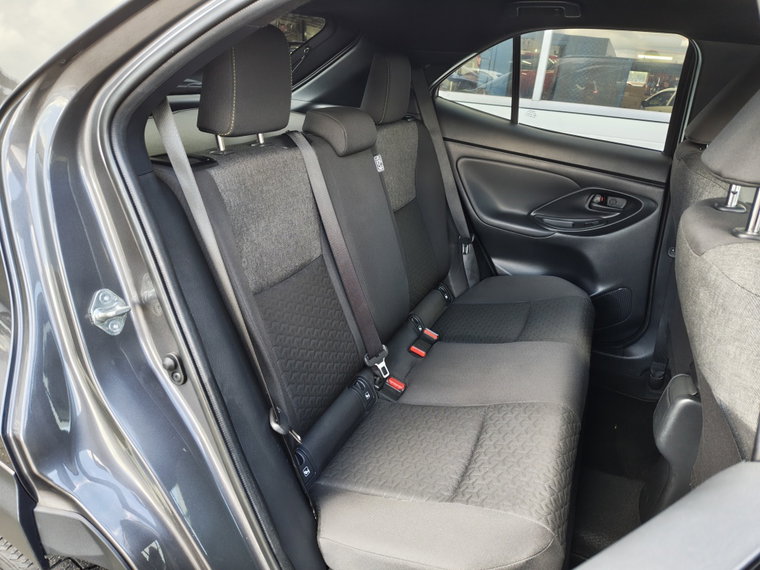 Vehicle Image 35
