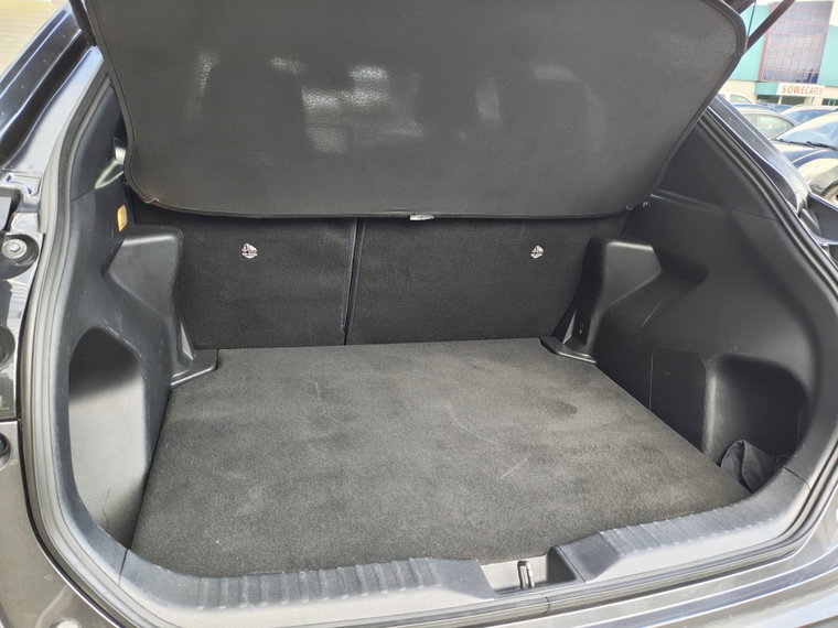 Vehicle Image 36
