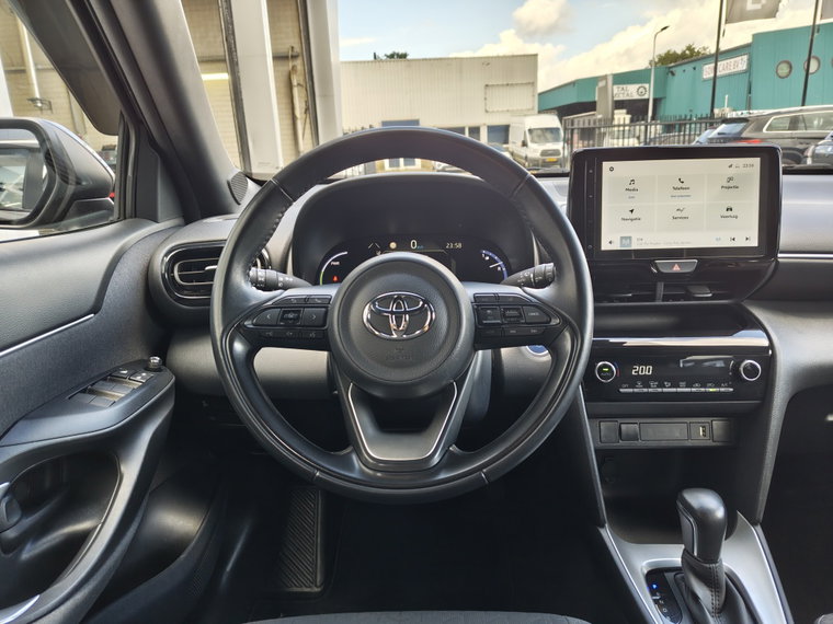 Vehicle Image 8