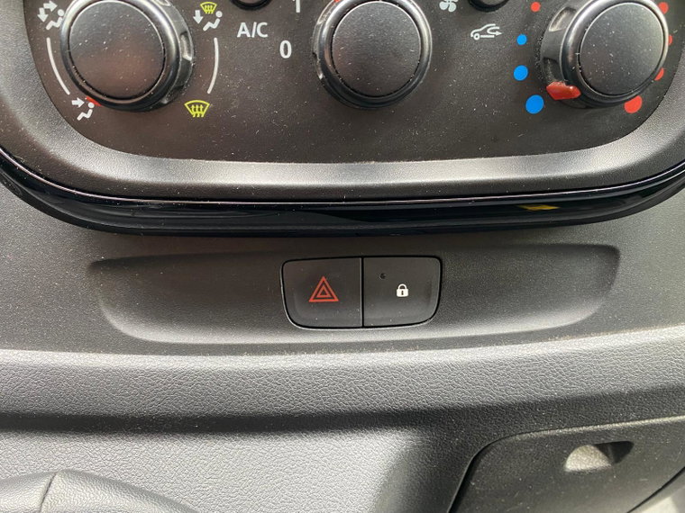 Vehicle Image 26