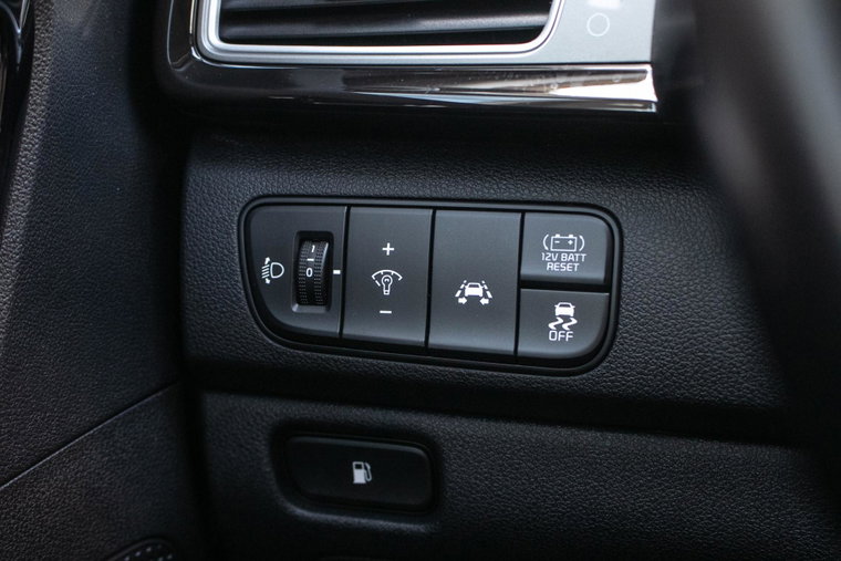Vehicle Image 26