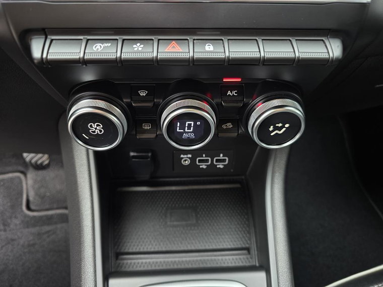 Vehicle Image 27
