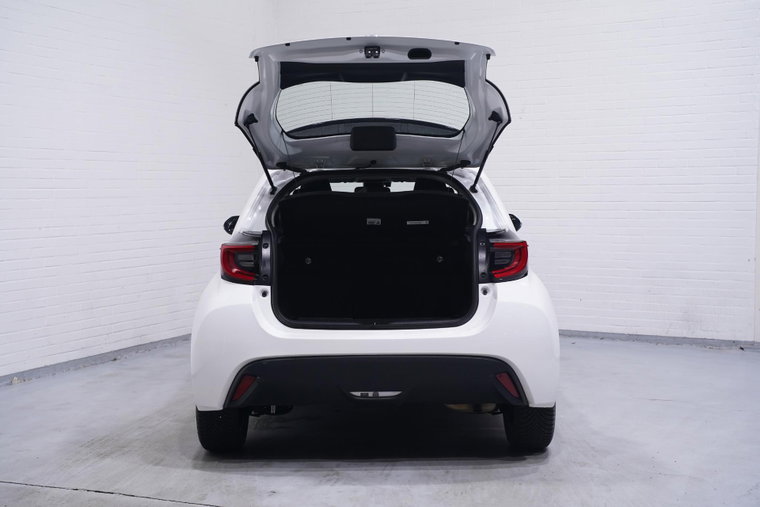 Vehicle Image 15