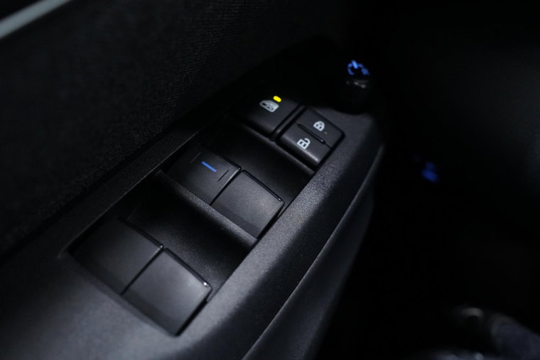 Vehicle Image 23