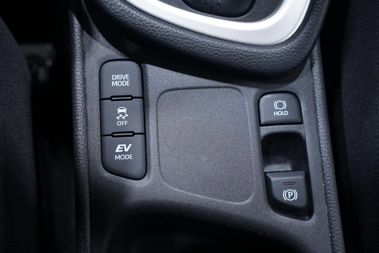 Vehicle Image 24