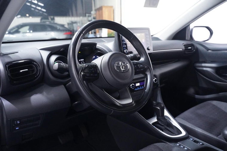 Vehicle Image 35