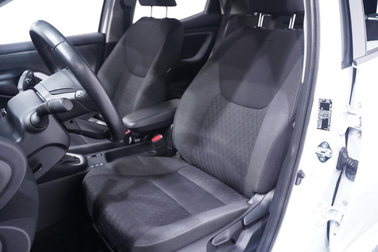 Vehicle Image 36