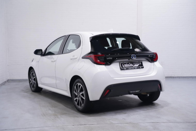 Vehicle Image 7
