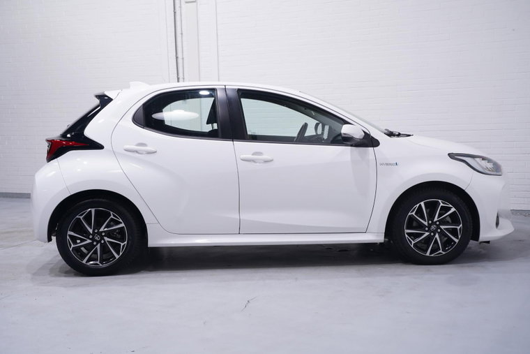 Vehicle Image 8