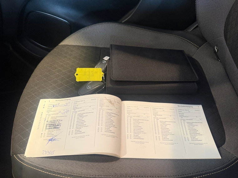 Vehicle Image 45