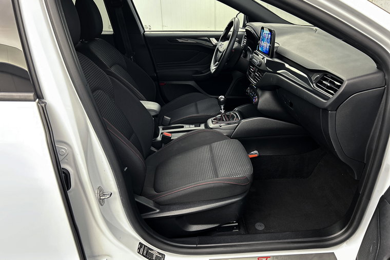 Vehicle Image 31