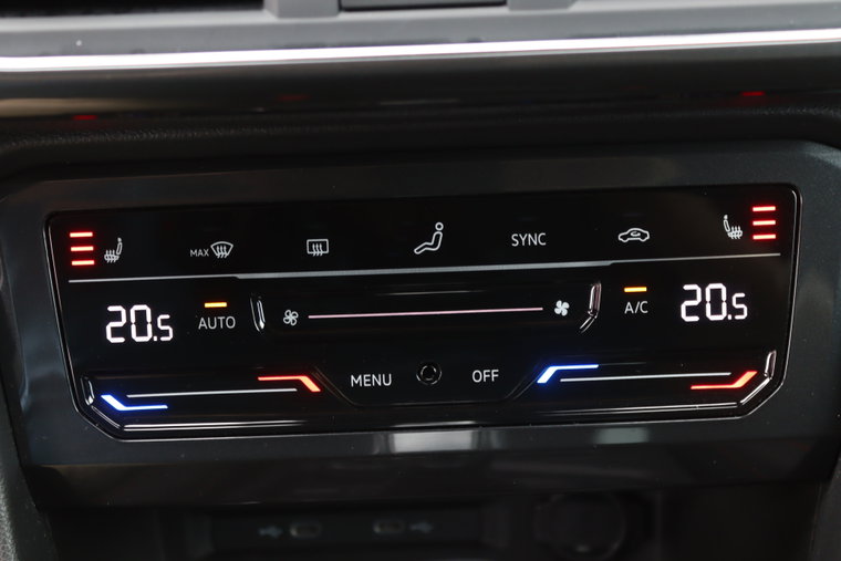 Vehicle Image 28