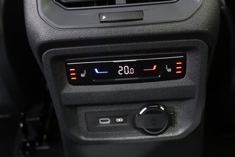 Vehicle Image 37