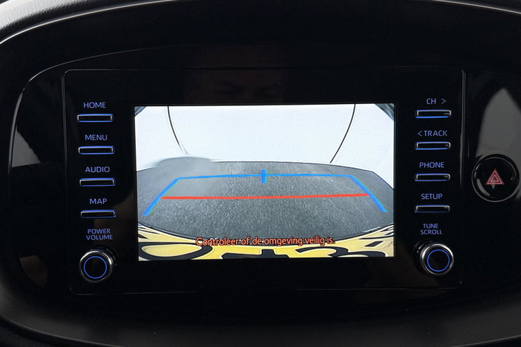 Vehicle Image 22