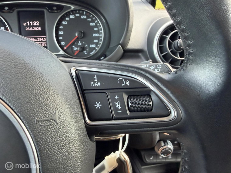 Vehicle Image 34