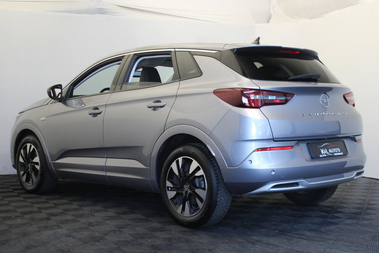 Vehicle Image 7